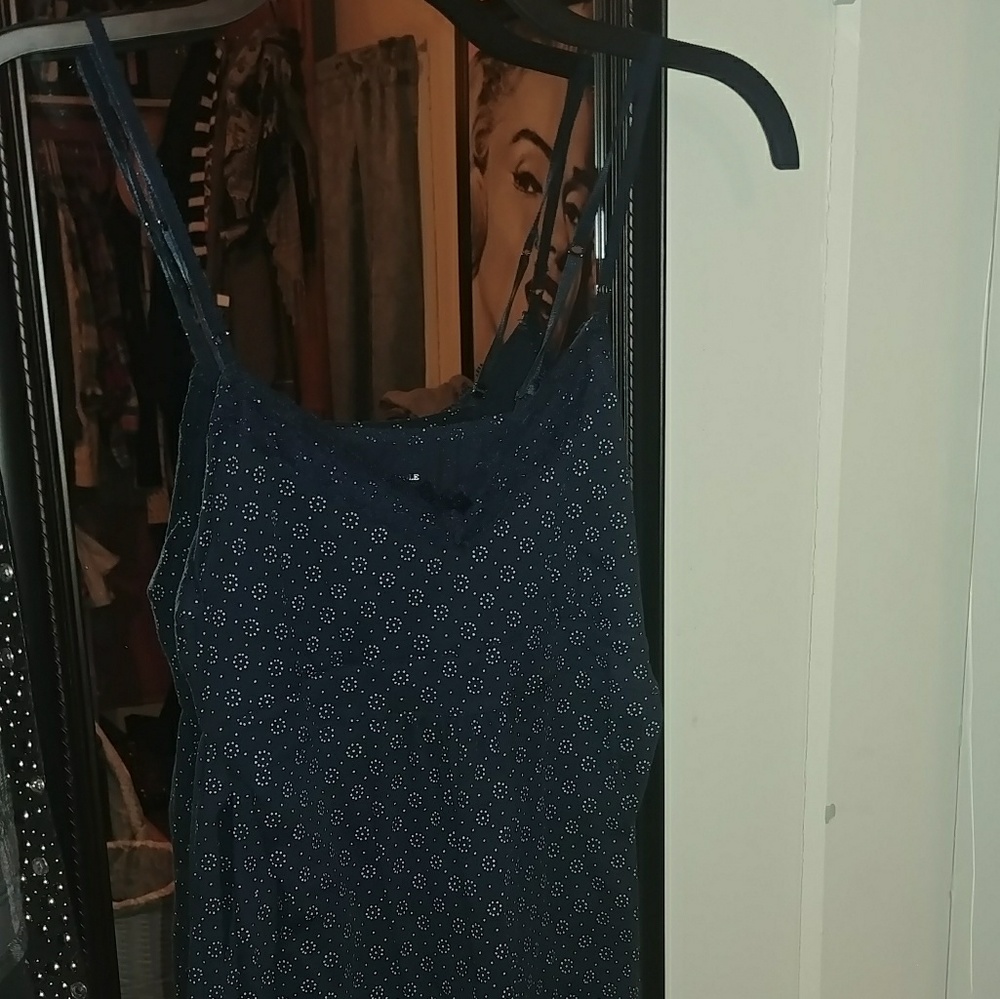 *4 for $10*American Eagle top